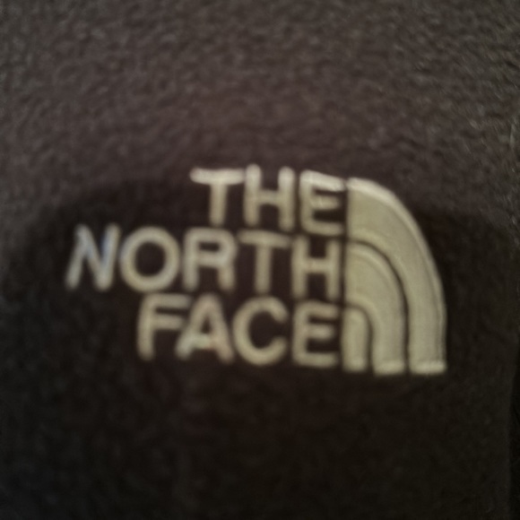 The North Face black zip up fleece with pockets - Picture 3 of 5